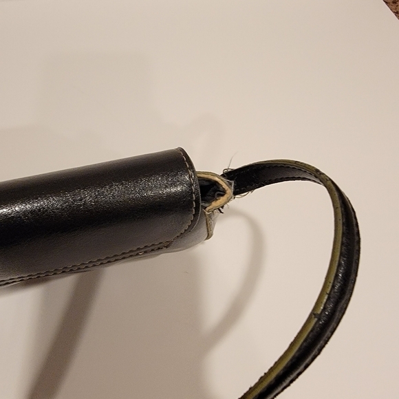 Guess handbag - Picture 6 of 8